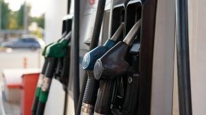 В ФАС заявили, что снятие запрета на импорт топлива не сильно отразится на ценах на бензин